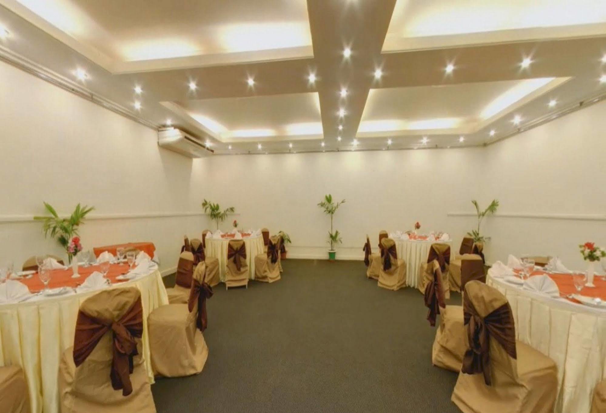 Hotel Agrabad Limited Τσιταγκόνγκ Εξωτερικό φωτογραφία